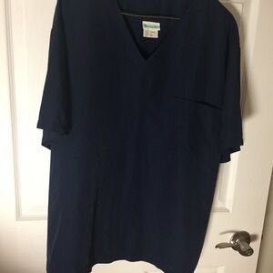 Scrubs top light
